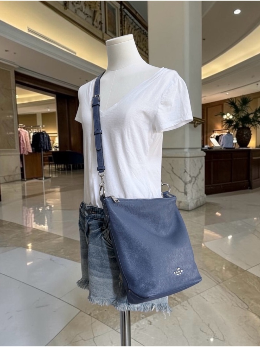 Authentic Coach Abby Blue Pebbled Leather Duffle Bag Handbag Crossbody! COA! - Picture 11 of 13